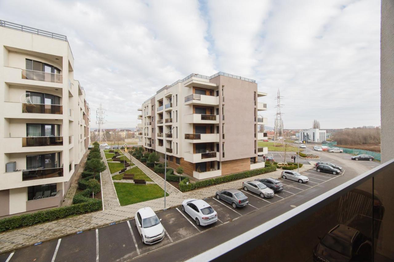 Chocolate Delight At West Residence Oradea Exterior foto
