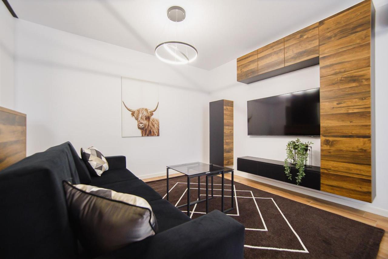 Chocolate Delight At West Residence Oradea Exterior foto