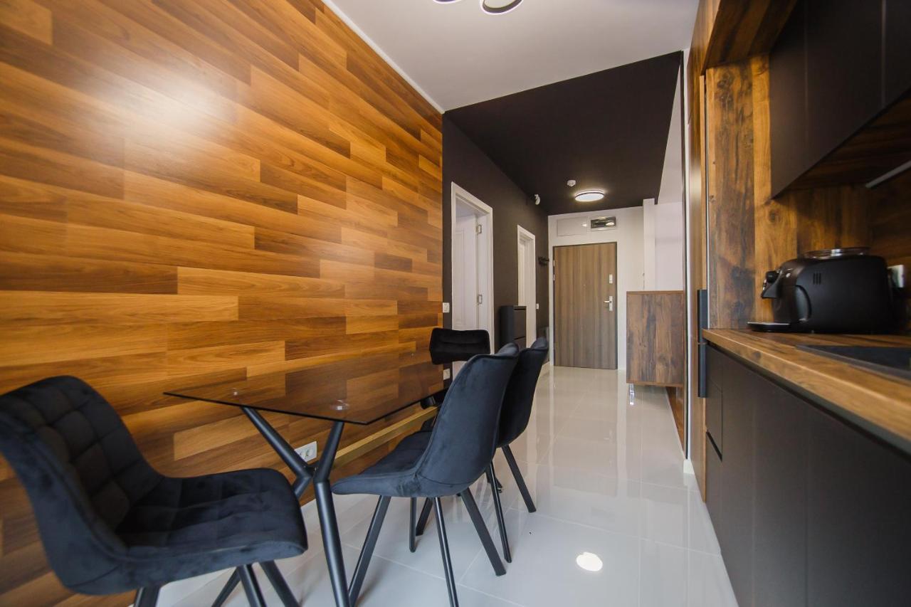 Chocolate Delight At West Residence Oradea Exterior foto