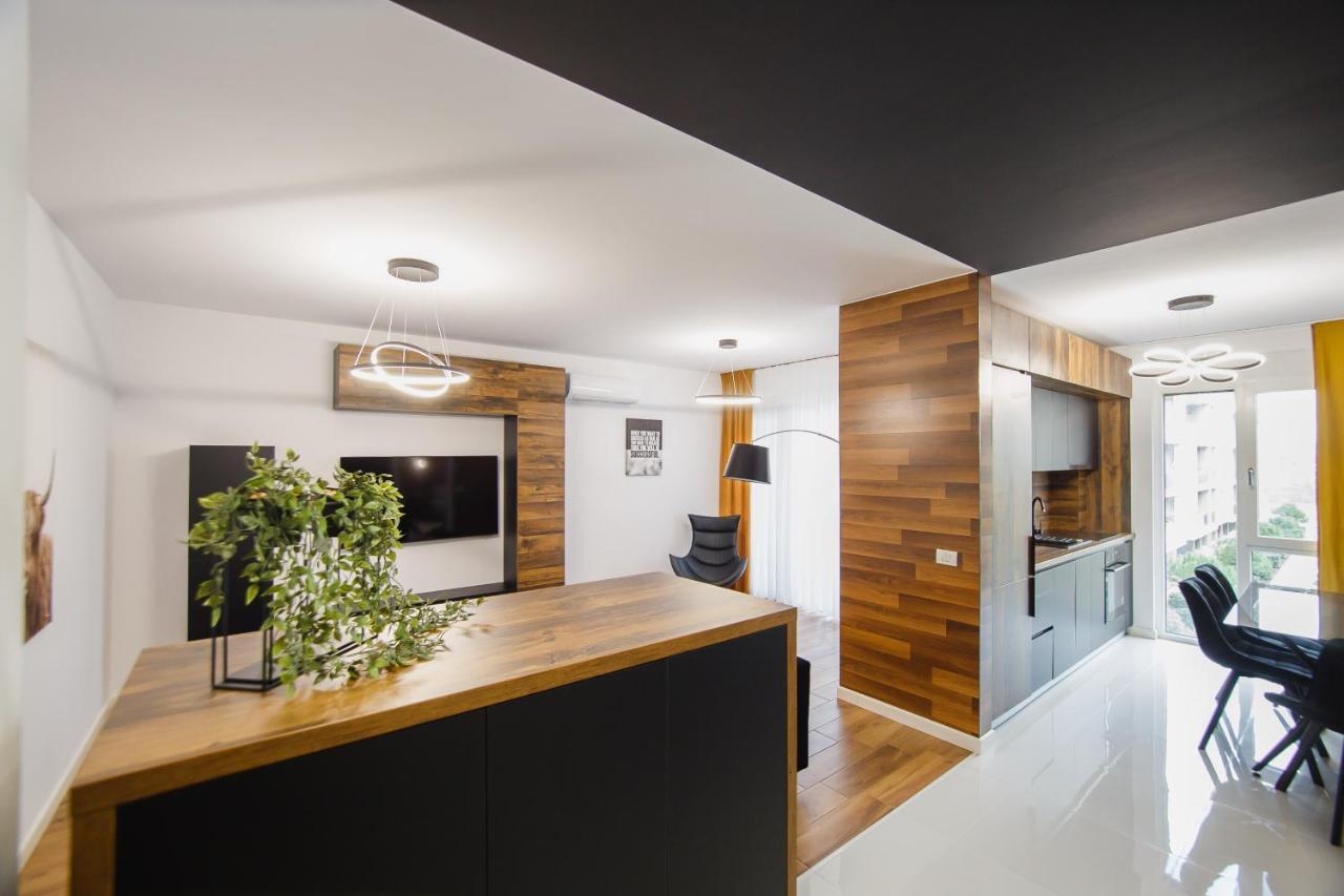 Chocolate Delight At West Residence Oradea Exterior foto